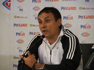 İbrahim Uzunca: "Hakemlerin Türk Futbolu Adına Yardımcı Olması Lazım"