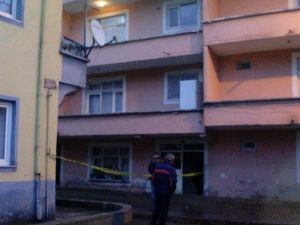 Balkondan Düşen Şahıs Öldü