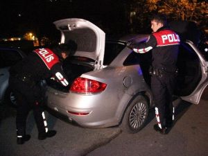 Yunusları Görünce Attığı Poşetten Uyuşturucu Çıktı