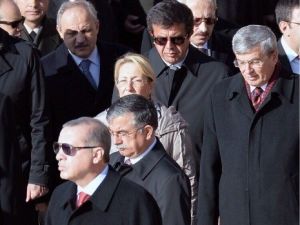 Mhp: "Bahçeli Anıtkabir’deki Törene Katıldı"