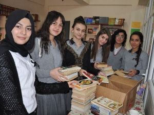 Elbistan’dan Kars’a Kitap Kardeşliği