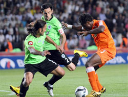 Konyaspor avantaj yakaladı