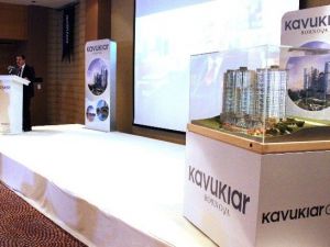 Körfez’e Kavuklar İmzası