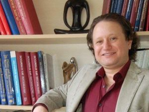 Kaş Kaldırma Ameliyatı İle Estetik Ve Canlı Bakışlar Kazanın