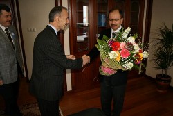 Defterdardan Vali Şarbak'a ziyaret