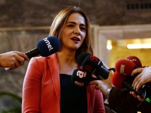 Gamze Akkuş İlgezdi: “Siyasetin Cilvesi”