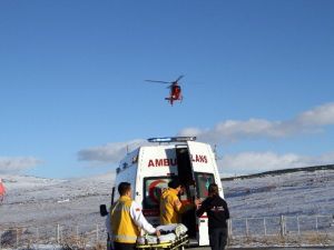 Köyde Mahsur Kalan Hastanın İmdadına Hava Ambulansı Yetişti