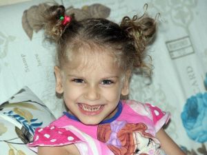 4 Yaşına Kadar Yürüyemeyen Ve Konuşamayan Çilem’de Büyük İlerleme