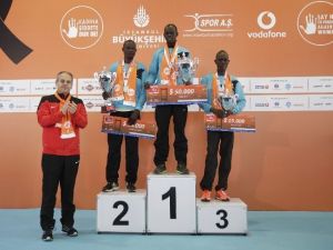 37. Vodafone İstanbul Maratonu’nda Ödüller Dağıtıldı