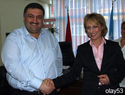 Bayan İl Başkanına Tebrik Ziyareti