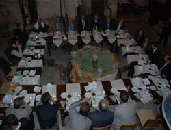 Basın'a hava muhalefeti engeli