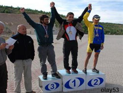 Rizeli Bisikletçiler 3 Madalya Kazandı