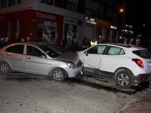 Samsun’da Trafik Kazası: 2 Yaralı