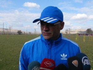 İrfan Buz, Futbolcu Ödemeleriyle İlgili Konuştu