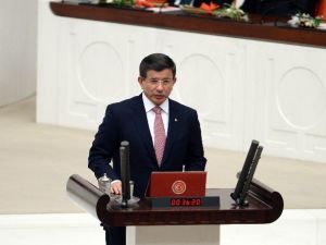 Başbakan Ahmet Davutoğlu Erken Yemin Etti