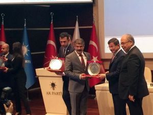 Başbakan Davutoğlu’ndan Adıyaman’a 4 Plaket
