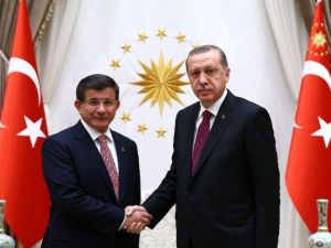 Başbakan Davutoğlu Beştepe’de