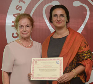 RTEÜ'lü Öğretim Üyesi Erkoç, Hemşirelikte İnovatif Araştırmalar Ödülü Kazandı