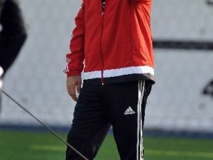 Şenol Güneş: “Hamza Hem Efendi Hem Başarılı Ama…”