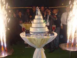 Genç kız düğünde kayboldu