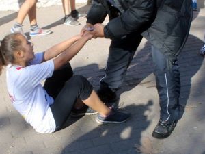 Koşu Yarışında Bilindik Manzara