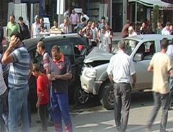 Bir Anlık Hatada 4 Yaralı