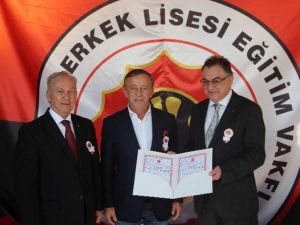 Ağaoğlu: "Türkiye İçin En İyi Senaristler Bile Seçim Sonuçlarından Daha İyi Bir Şey Yazamazdı"