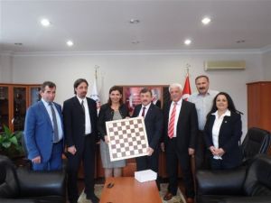 Satranç Federasyonu Başkanı Tülay’dan Spor İl Müdürü Kaplan’a Ziyaret