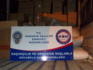 Sakarya’da 179 Bin Paket Kaçak Sigara Ele Geçirdi
