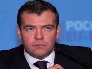 Medvedev: 'Ortak projeler iptal edilebilir'
