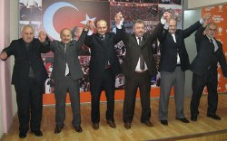 Akp Merkez ilçe Adaylarını Tanıttı