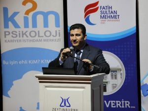 "Zeka İstanbul" Projesi Öğretmenleri Sertifika Aldı