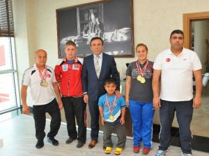 Canik’ten Dünya Şampiyonluğu Başarısı