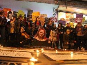 Samsun’da Kadınlar Ve Eşcinsellerden Ortak Eylem