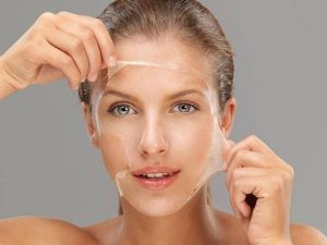 Yüzümüzdeki Akne İzlerine Son