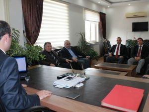 Arı Yetiştiricilerine Seminer