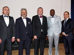 Acıbadem Ankara Hastanesi Omurga Ve Omurilik Sağlığı Merkezi Hizmete Girdi