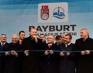 Cumhurbaşkanı Erdoğan Bayburt'ta toplu açılış törenine katıldı