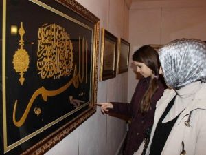 Bursa’da Göz Kamaştıran Hat Sergisi