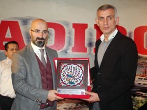 İbrahim Hacıosmanoğlu: "Bizim Koltuk Sevdamız Yok"