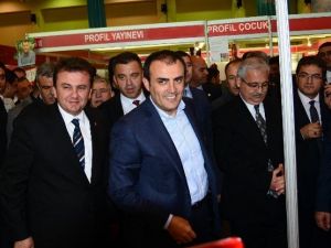 Bakan Ünal: “Türkiye Sizin Evinizdir”