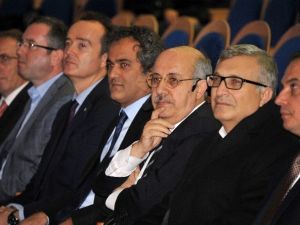 İtü Rektörü Beü’de Söyleşiye Katıldı