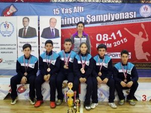 Osmangazi’li Badmintoncular Milli Takımda