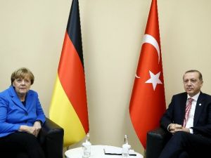Erdoğan, Almanya Başbakanı Merkel İle Görüştü