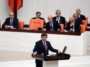 Davutoğlu: “Biz Olsak Ne Yapardık Diye Düşünün”