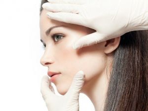 Estetik Bir Profil İçin Total Yüz Yenileme