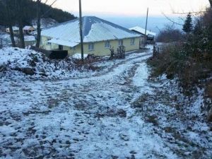 Sakarya’da Yılın İlk Karı Keremali Dağı’na Düştü