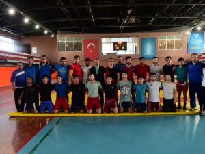 Sancaktepe Güreş Takımı Ligde Doludizgin