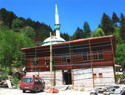 Rize'de 134 Yıllık Medreseye Makyaj!