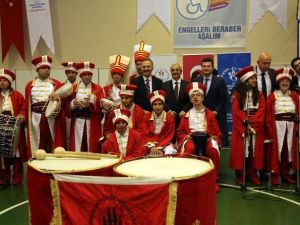 Engelleri Beraber Aştılar